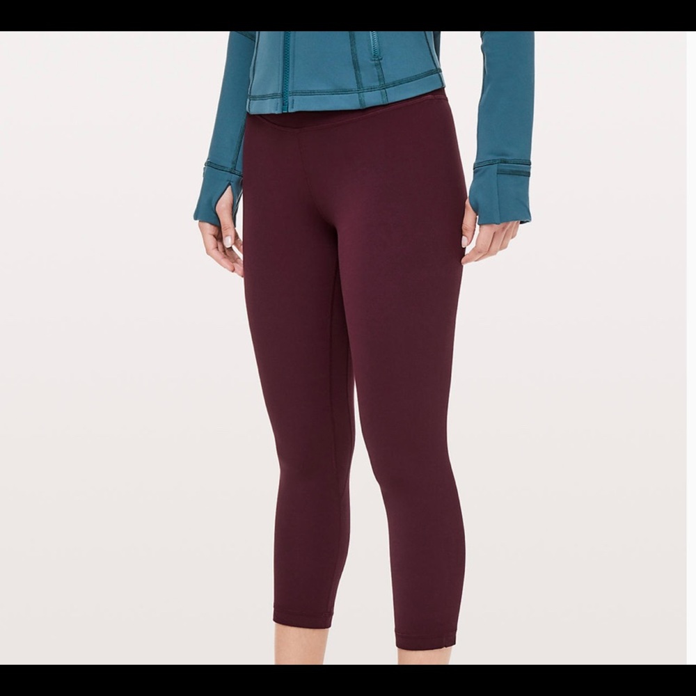 Lululemon Wunder Crop 
21"